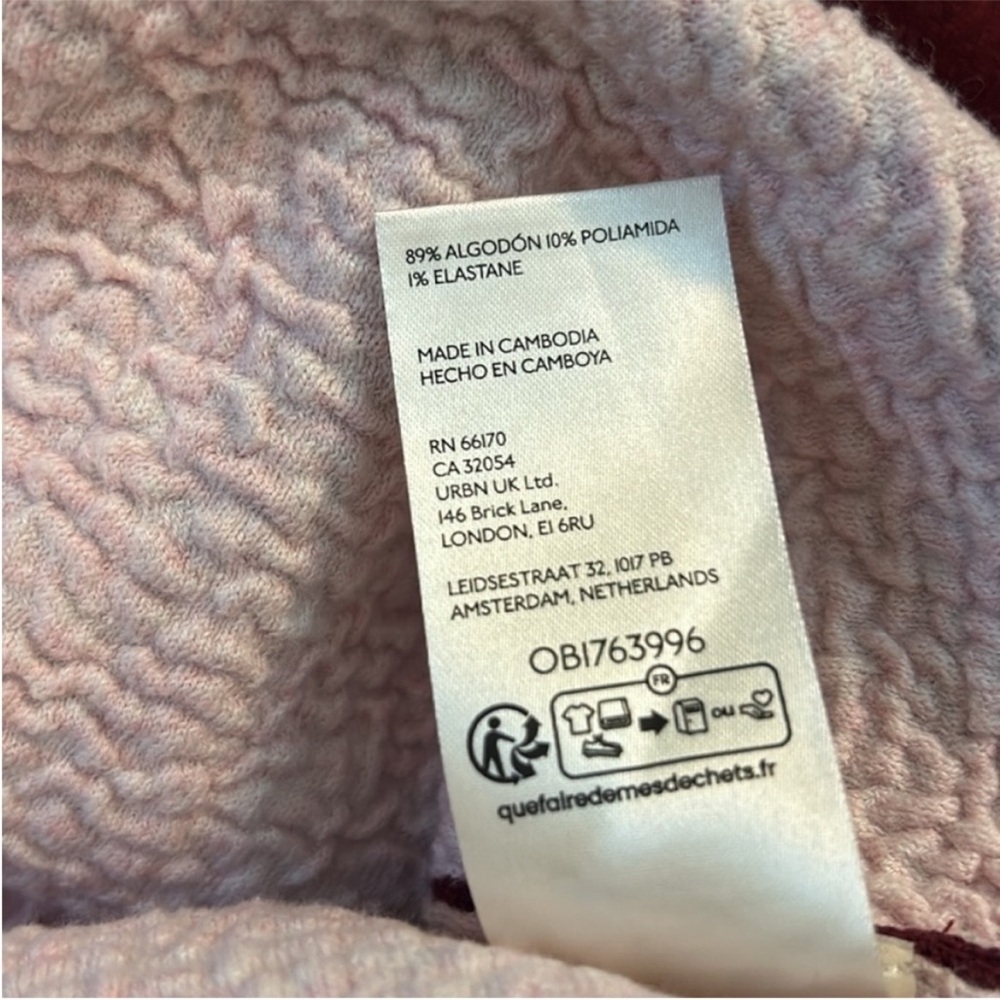 We The Free XSmall Sweatshirt Midnight Pullover in burgundy red with pink piping - Picture 9 of 10